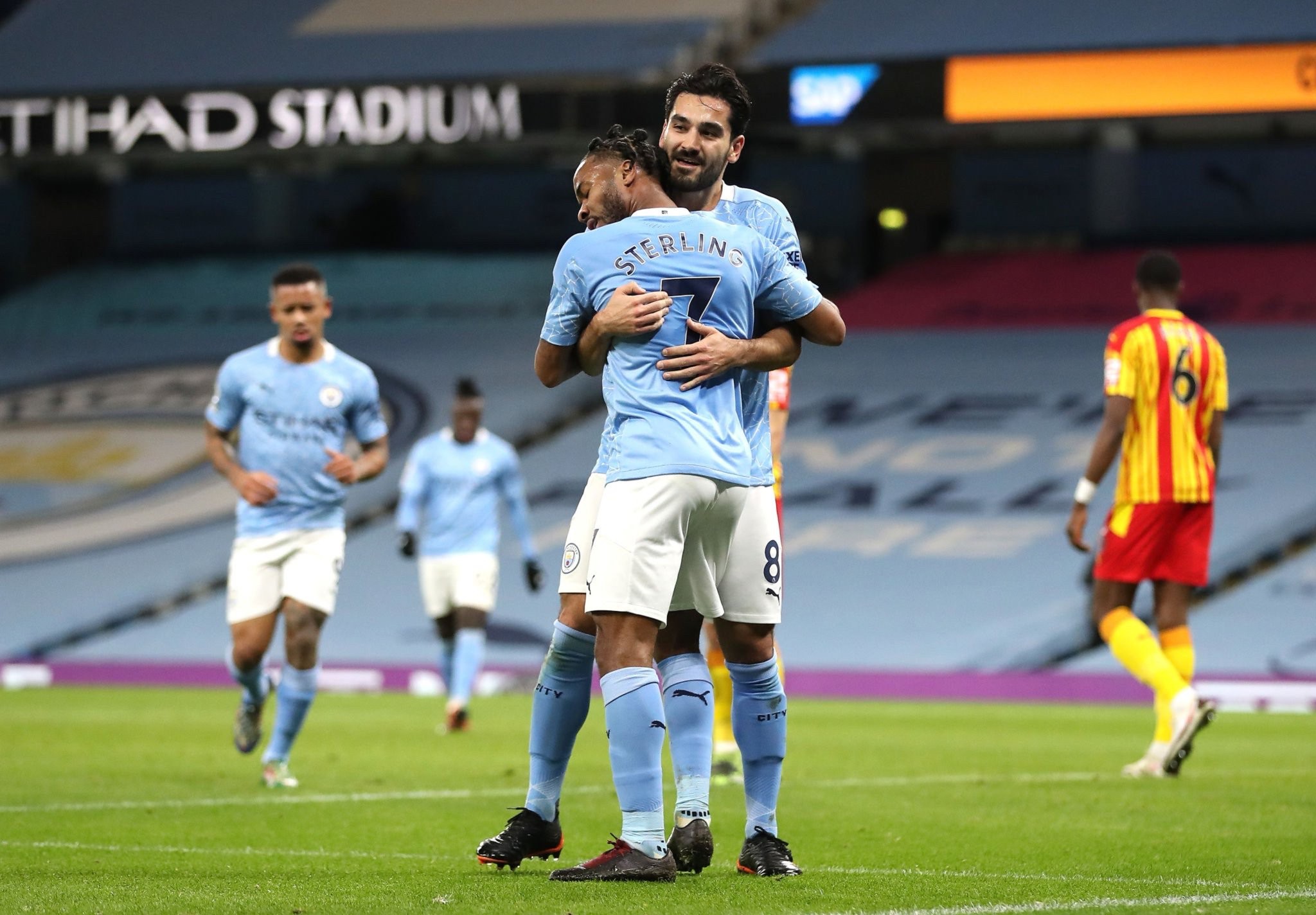 而巴萨此举 而巴萨此举